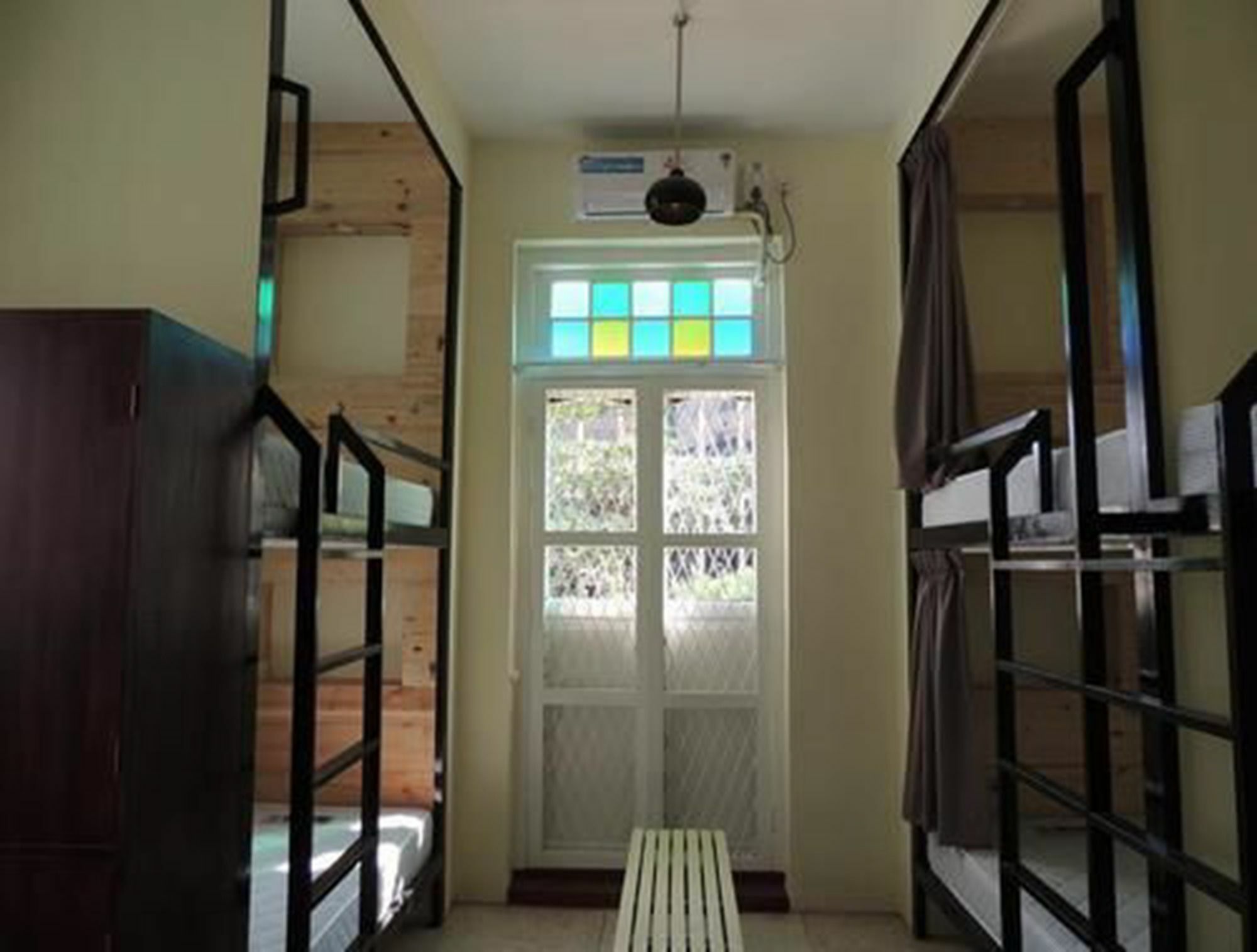 양곤 로터스 비앤비 B&B 외부 사진