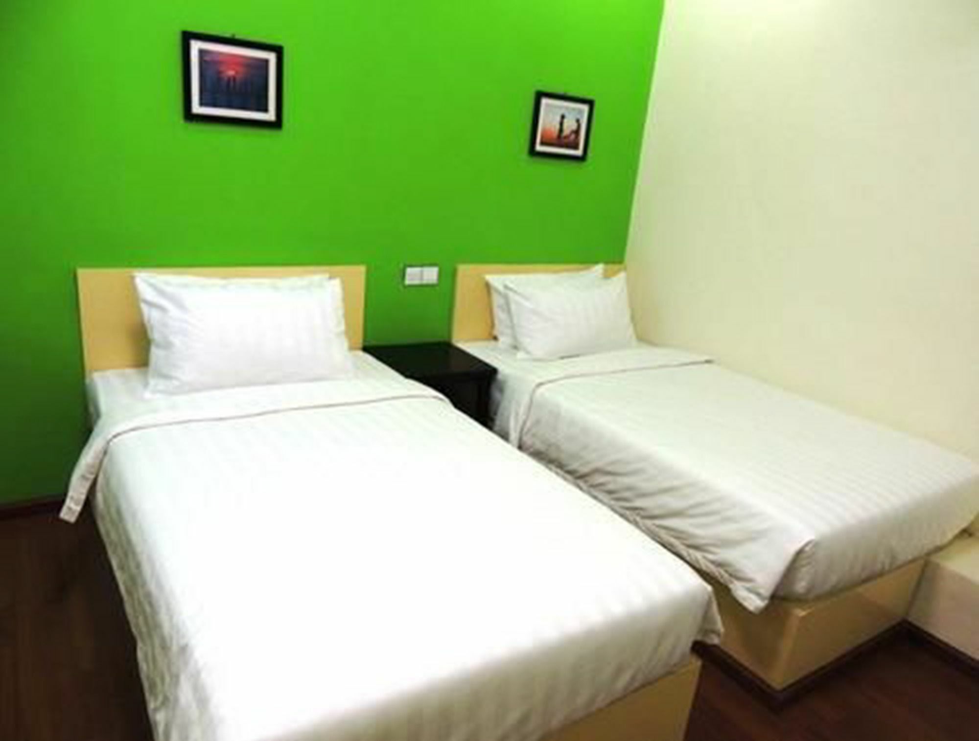 양곤 로터스 비앤비 B&B 외부 사진